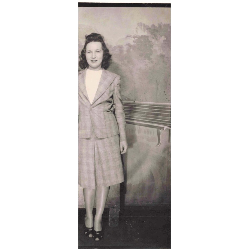 Vtg 1940s Virginia Woman Portrait Photo Suit Jacket Dress 1945 Eufaula, Alabama - Picture 3 of 4